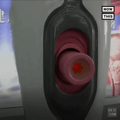 손 안 대고 싼다? 손으로 싼다?