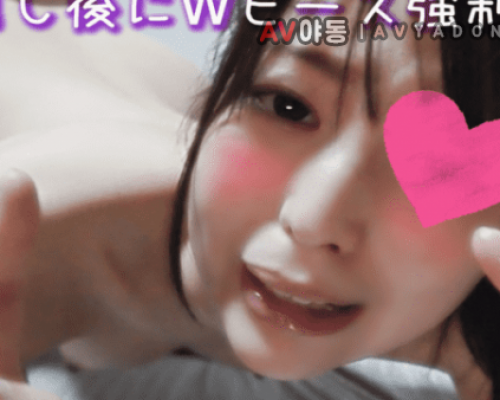 FC2 PPV 1207399 A timid freshman is Mawa by three circle seniors and squirting the sperm out forcibly by blowing the tide from the shaved pussy