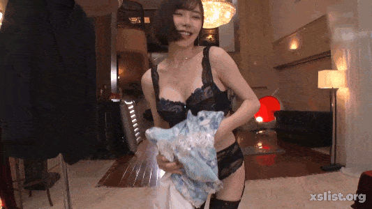 후카다 에이미 Eimi Fukada 深田えいみ 질내사정 탑글래스 걸 MIAA-085 JAV GIFs 야동 움짤 품번